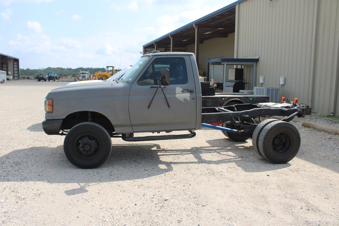 1990 Ford F-350 Pickup Truck