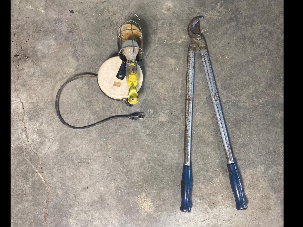 Work light and pruners