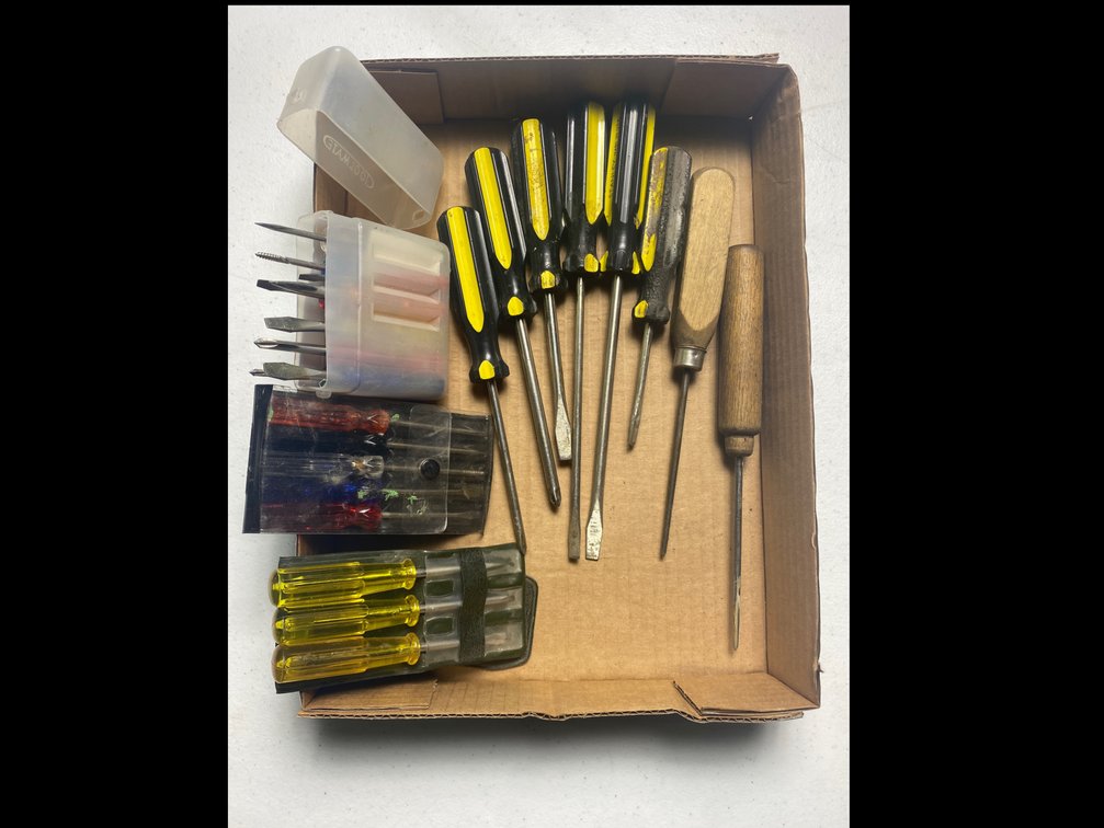 Screw drivers