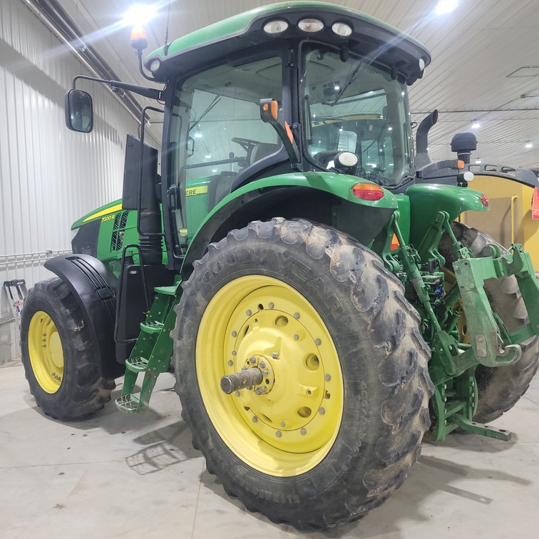 Image for John Deere 7200R