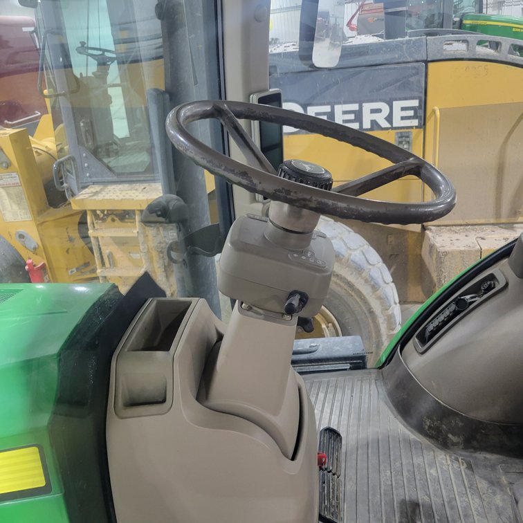 Image for John Deere 7200R