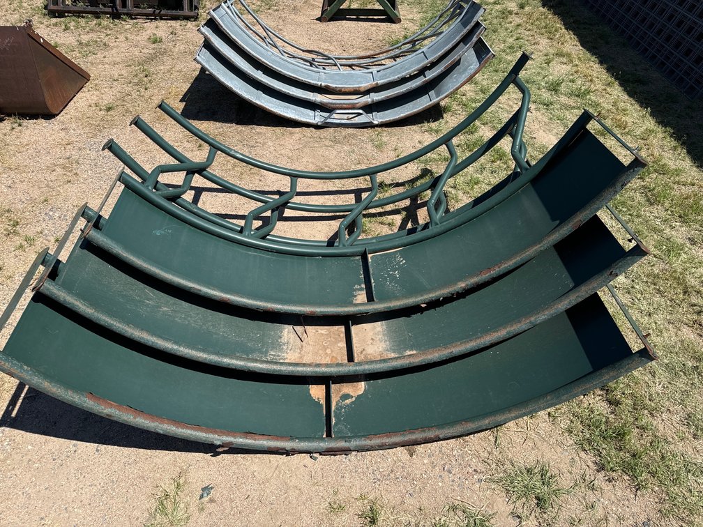 Green Round Bale Feeder