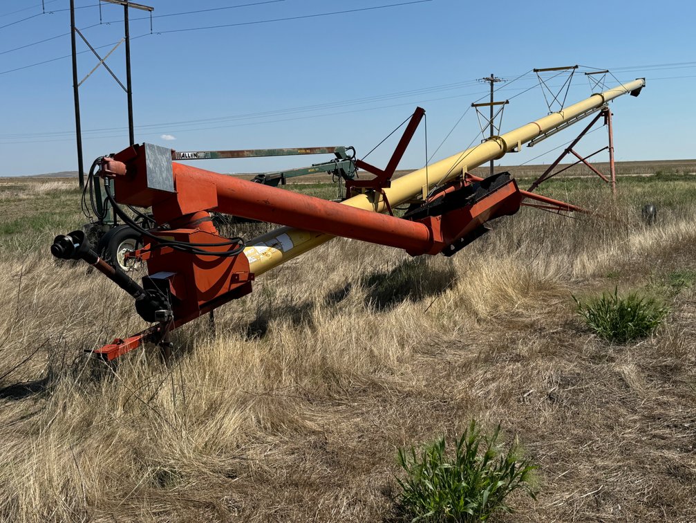 Westfield 10”x71’ unloading auger