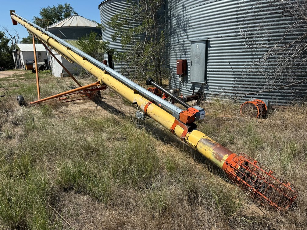 Westfield 10”x57 load out auger