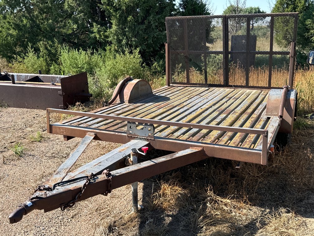 Flatbed Trailer with Ramp