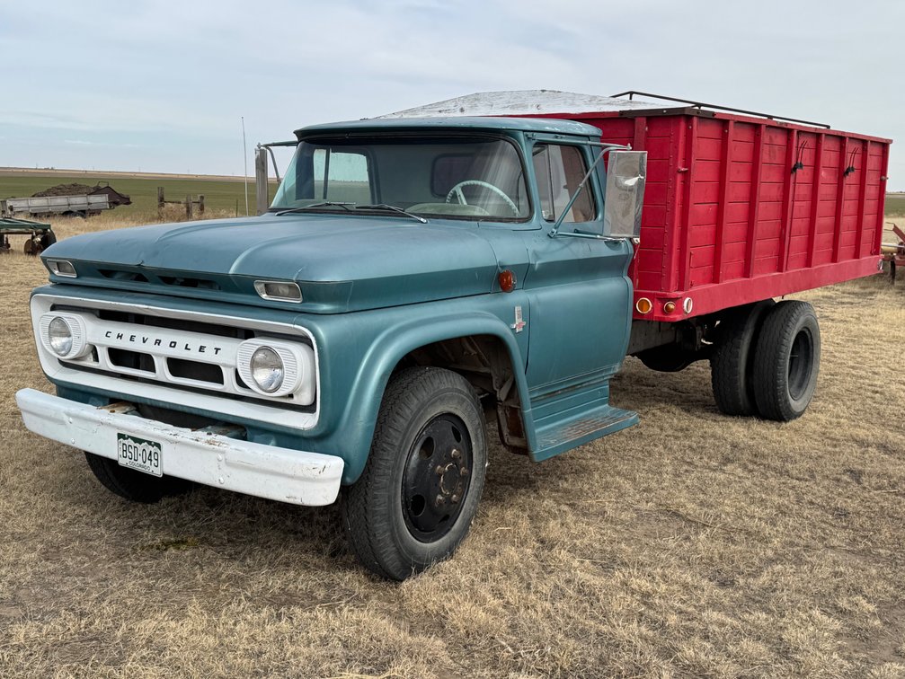 1963 Chevy C60 Grain truck