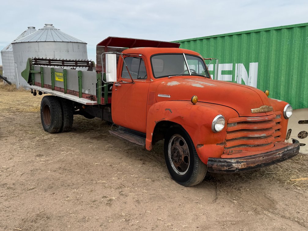 1951 Chevy manure spreader truck
