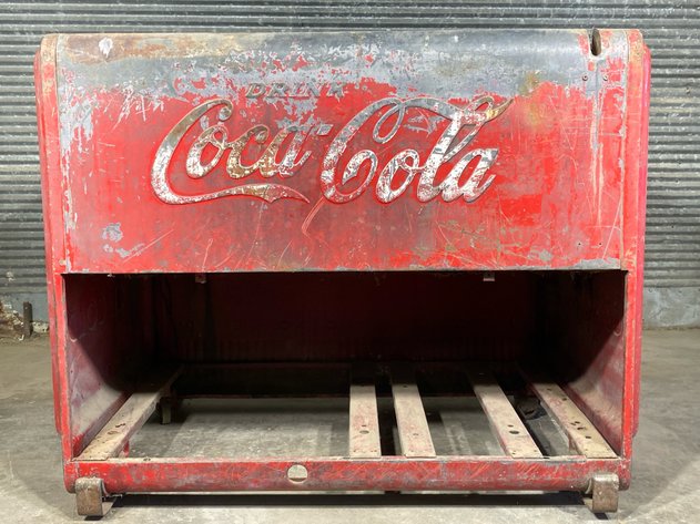 Antiques and Collectables Online Auction