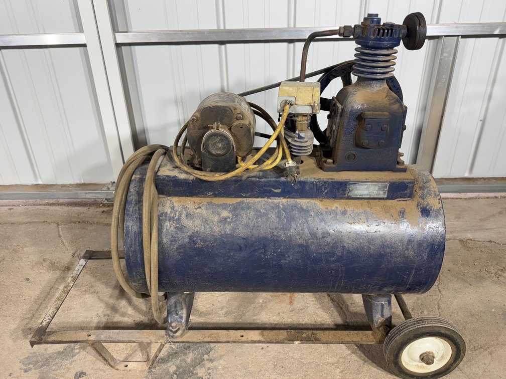 DeVilbiss Air compressor 