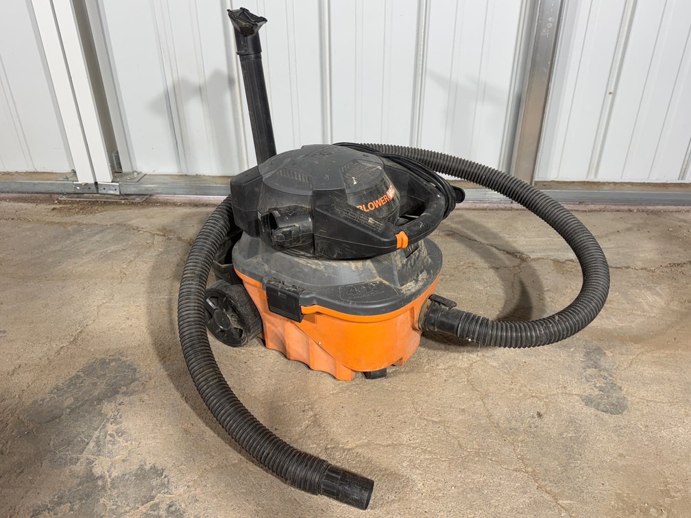 Rigid Blower Vac 4 GAL
