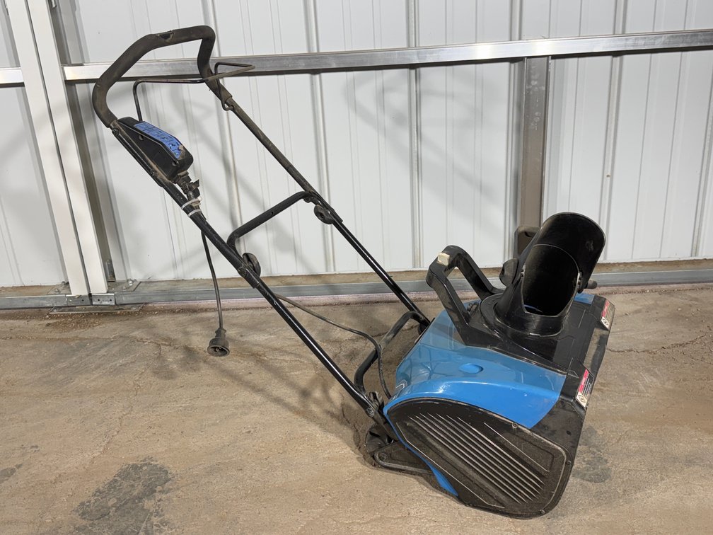 Electric Snow Thrower