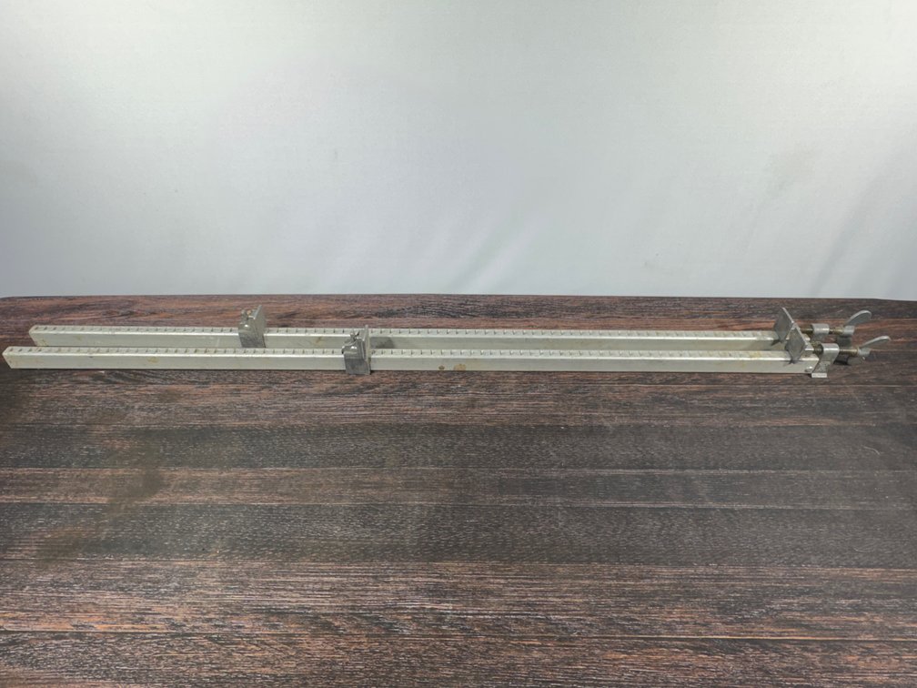 (2) Aluminum Pipe Clamps