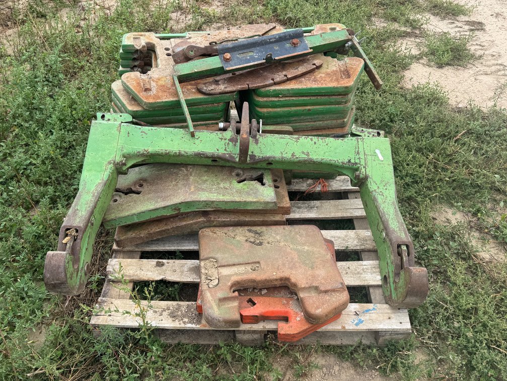JD Weights, 3point and brackets