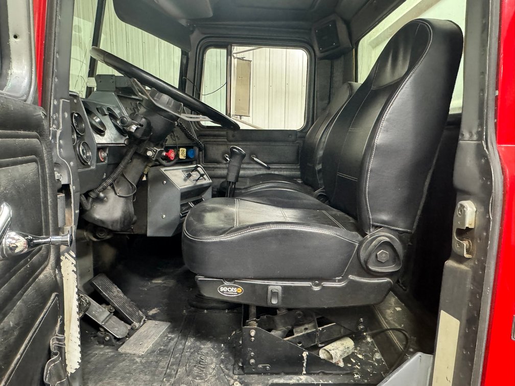 Image for 1997 MACK RD688S