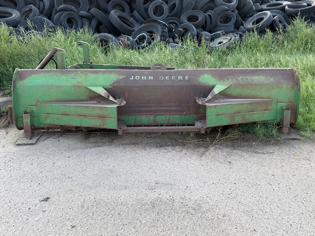 John Deere Blade 