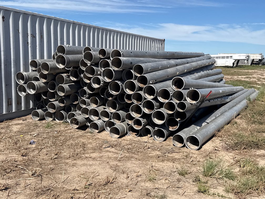 Gated pipe 