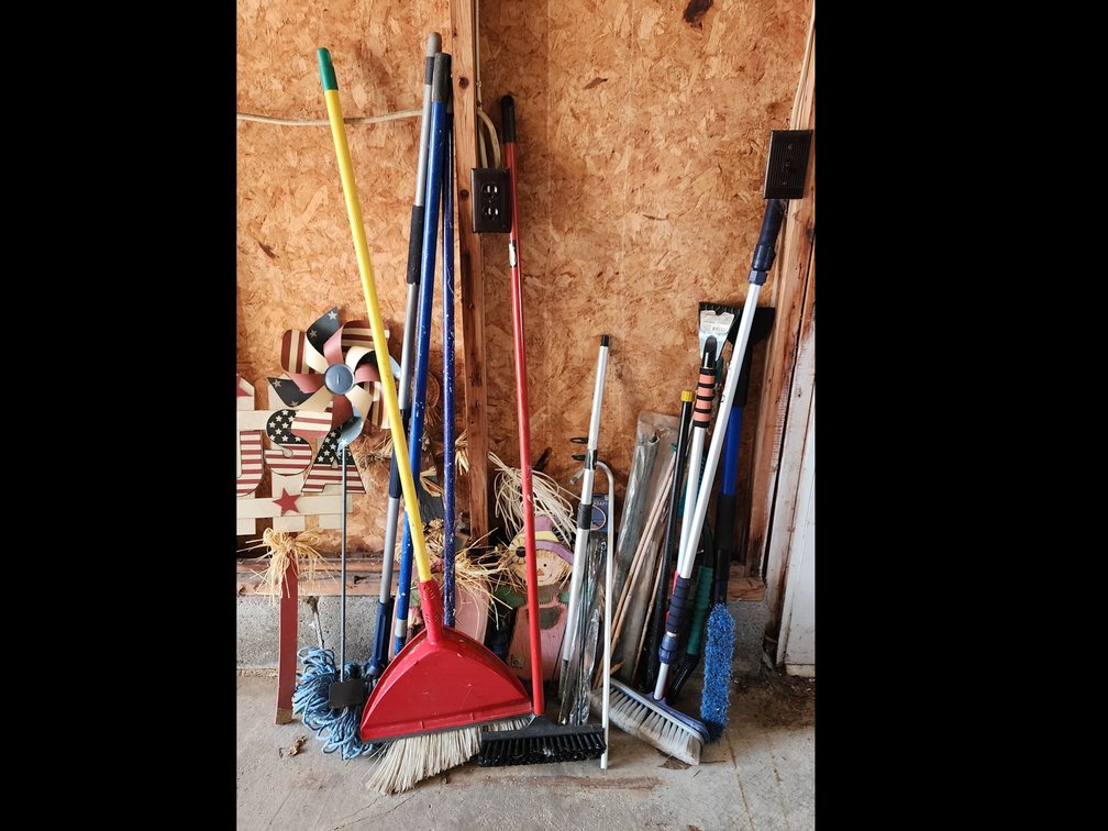 GARAGE GOODIES