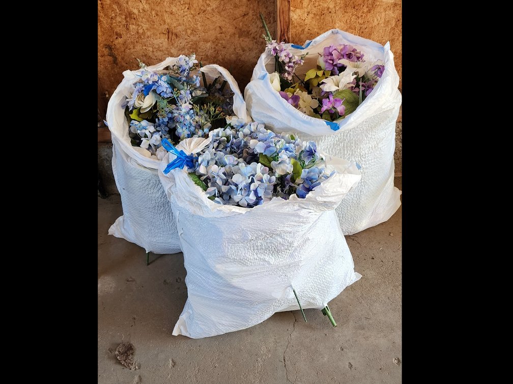 BAGS OF FLOWERS
