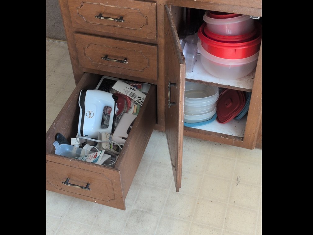 PLASTIC DISHES & COOKIE MAKING ITEMS