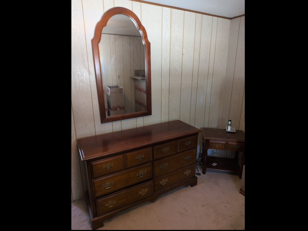 3 PIECE DRESSER SET