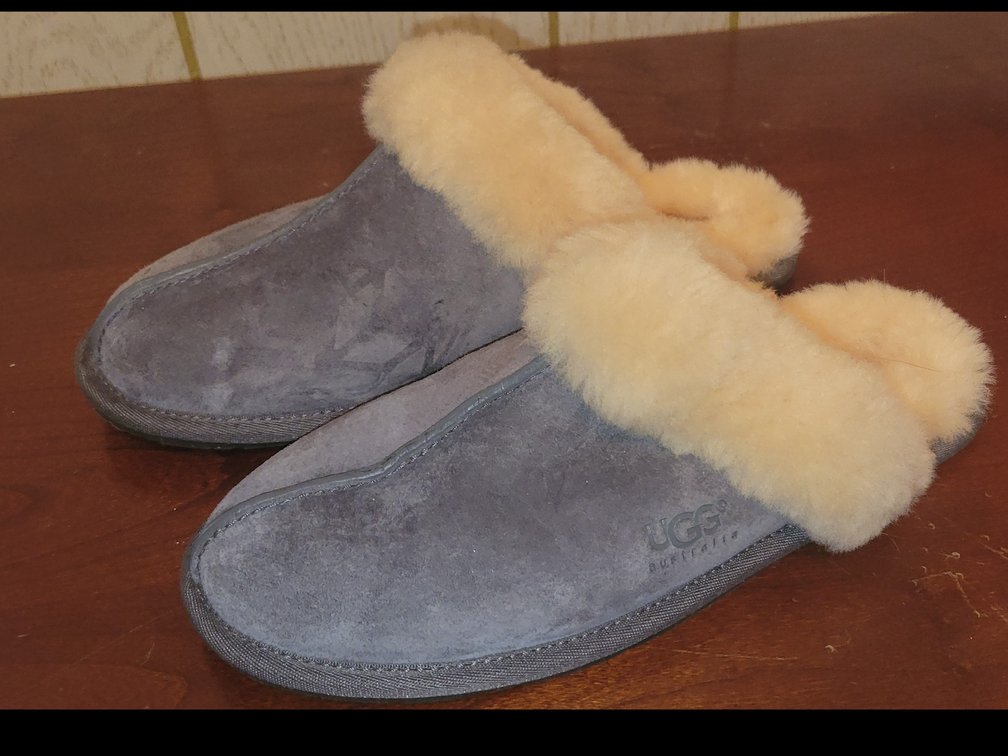 UGGS #8