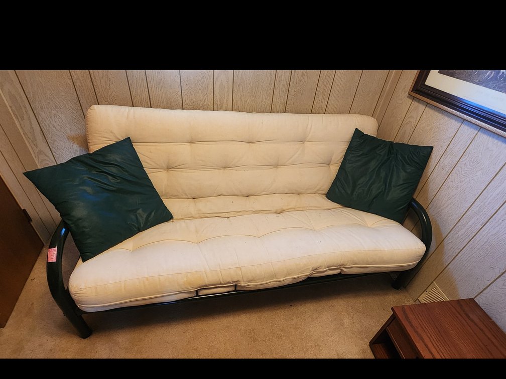 FUTON