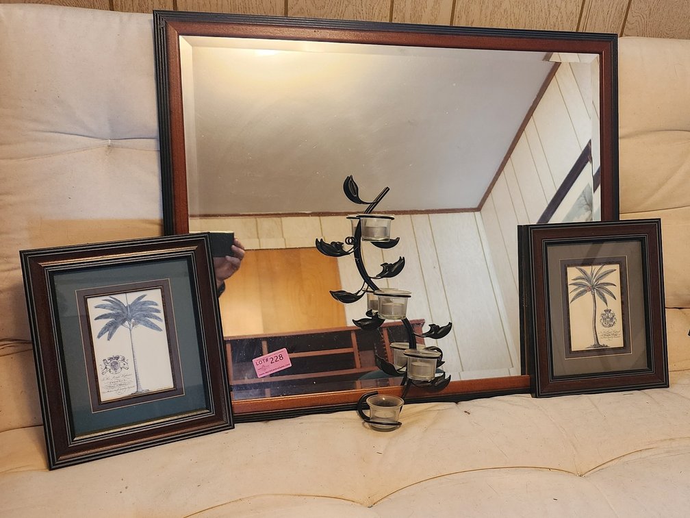 WALL MIIROR & DECOR