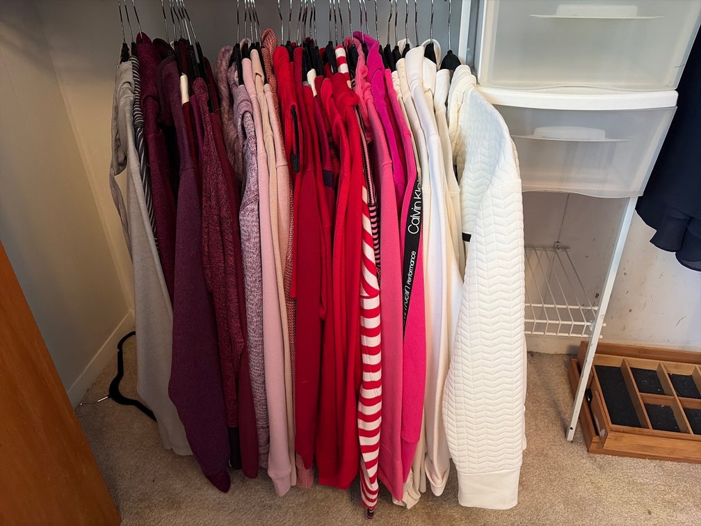 NAME BRAND WOMENS CLOTHES