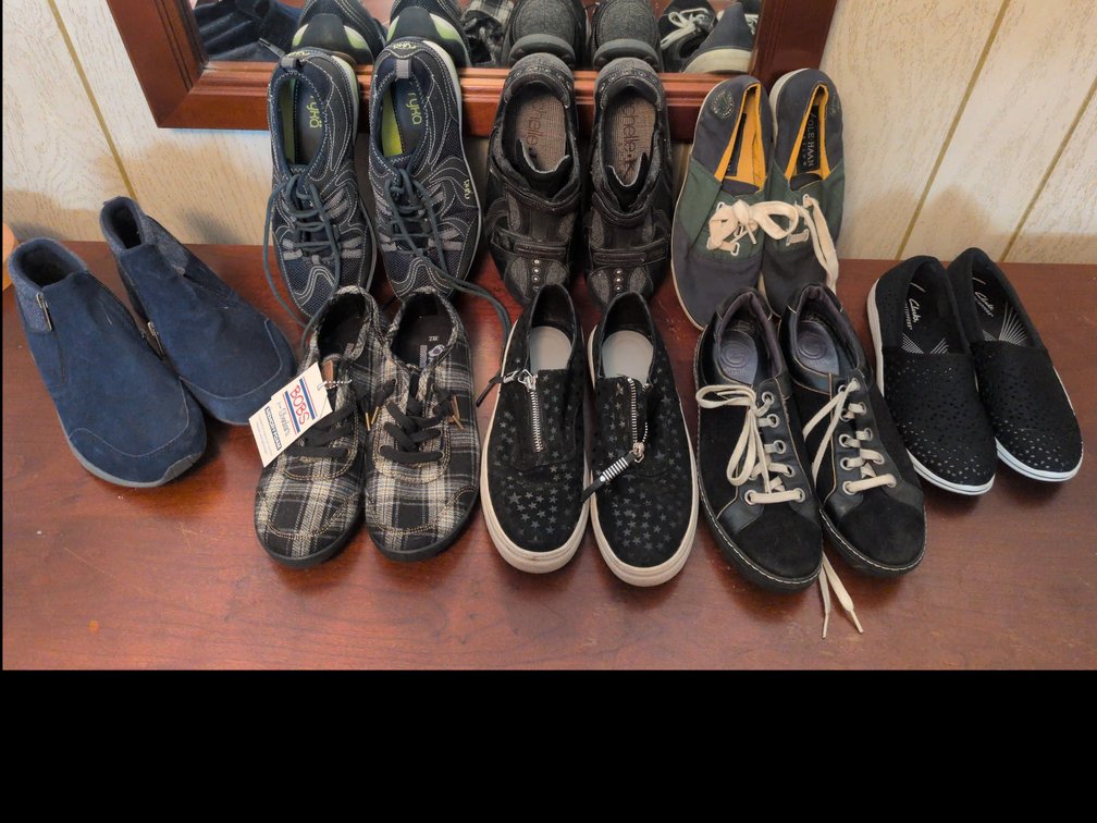 WOMENS ATHLETIC & CASUAL SHOES