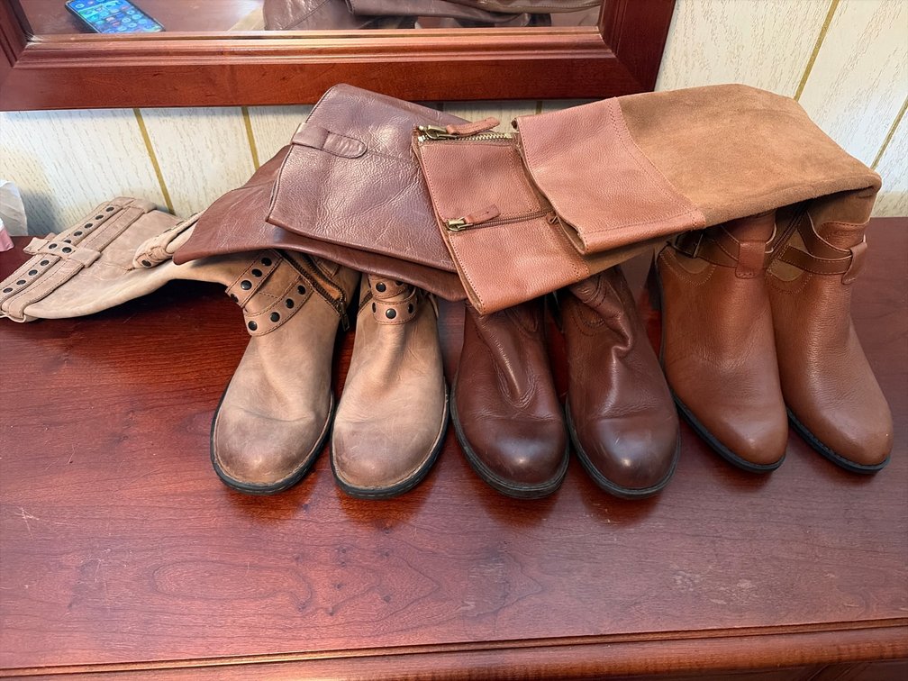 WOMENS NAME BRAND BOOTS