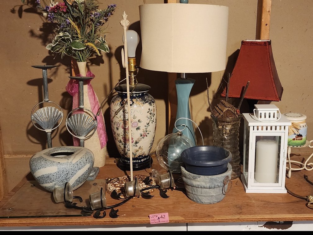 HOME DECOR