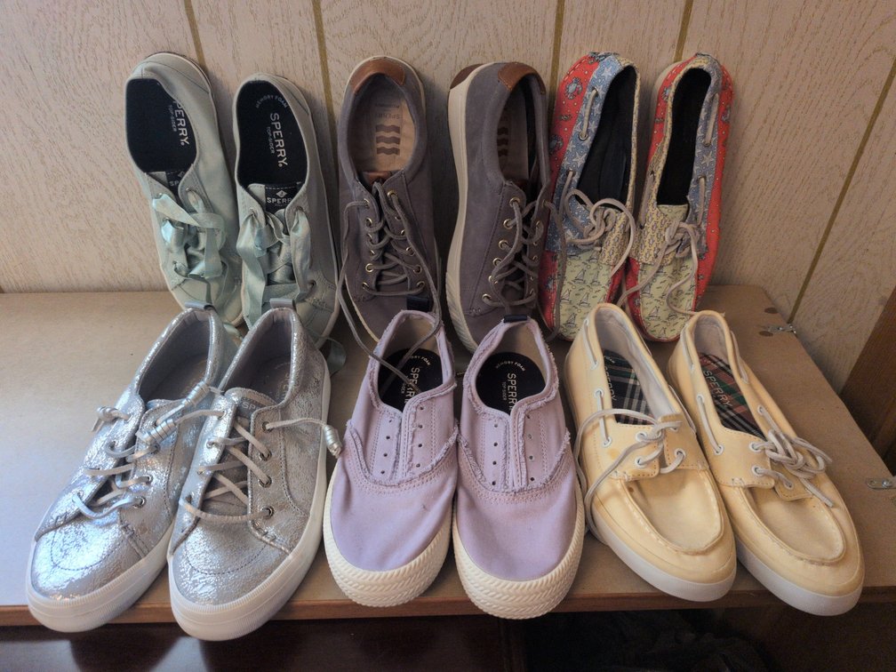 SPERRY SHOES SZ 7