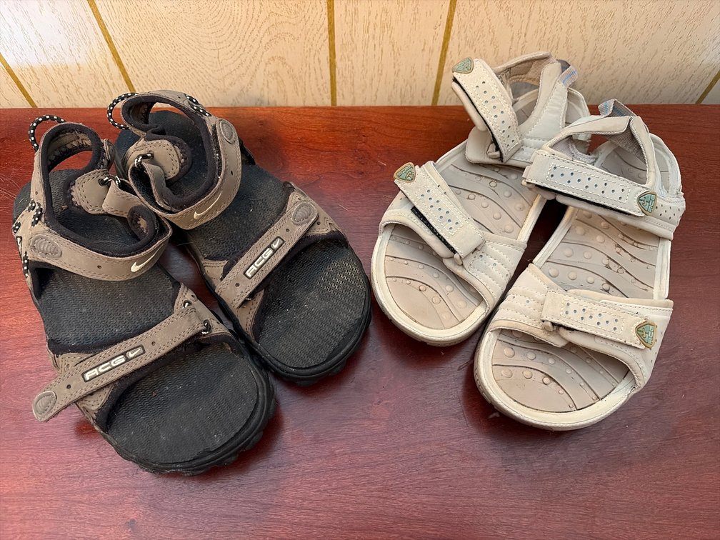 WOMENS NIKE SANDALS