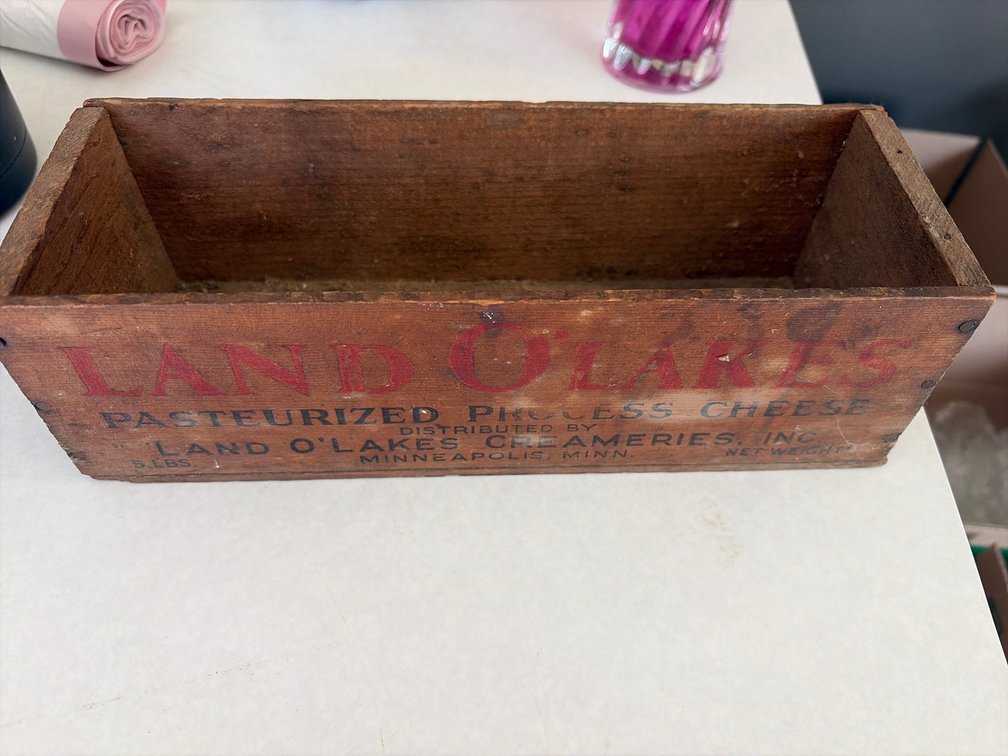LAND O LAKES WOODEN BOX