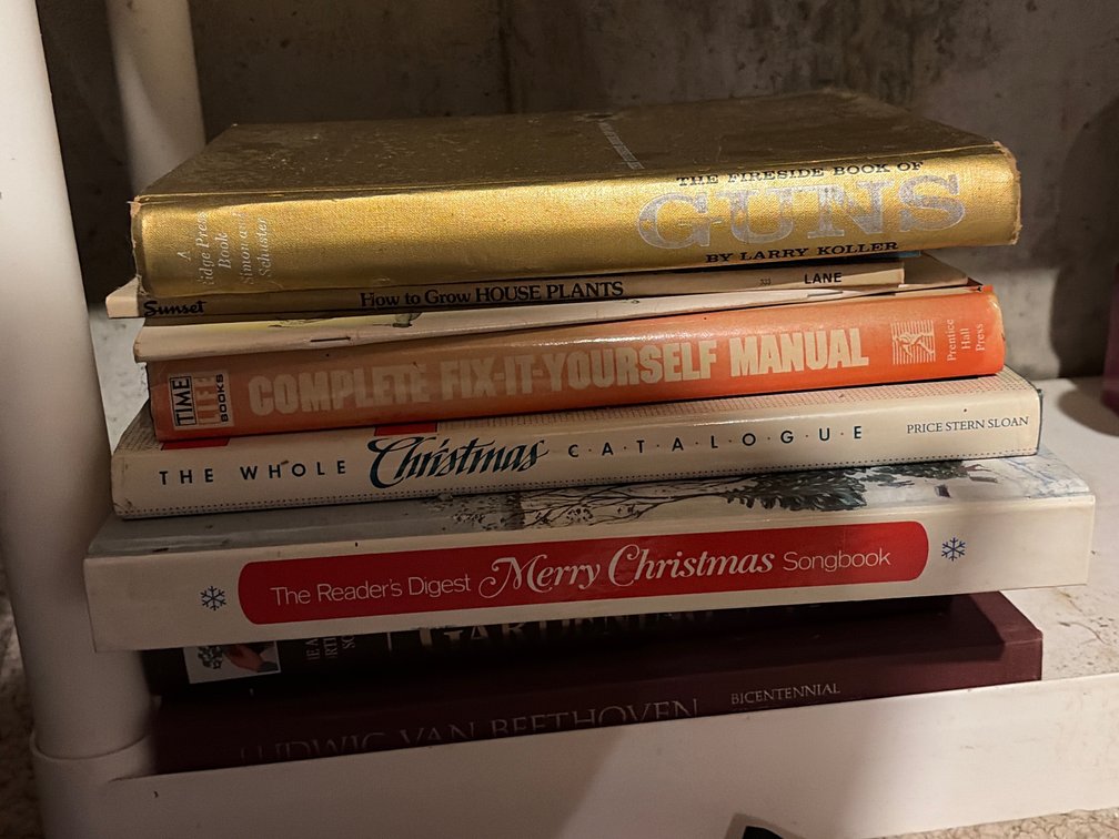 BOOK LOT