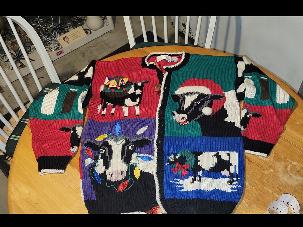 COW HOLIDAY SWEATER- S
