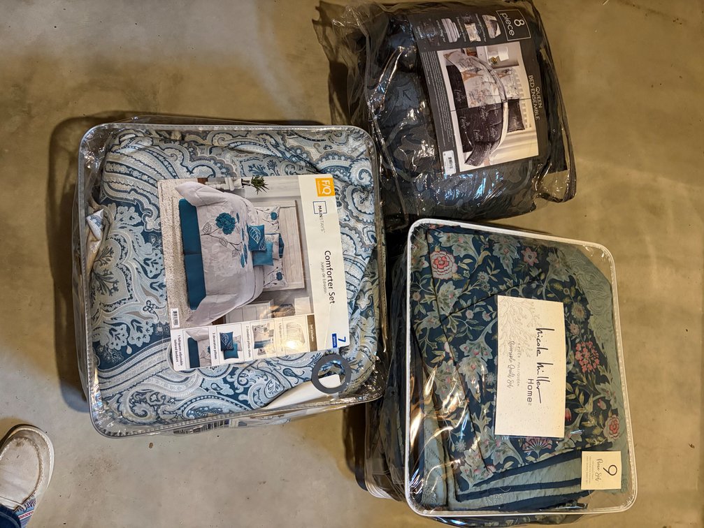 COMFORTERS