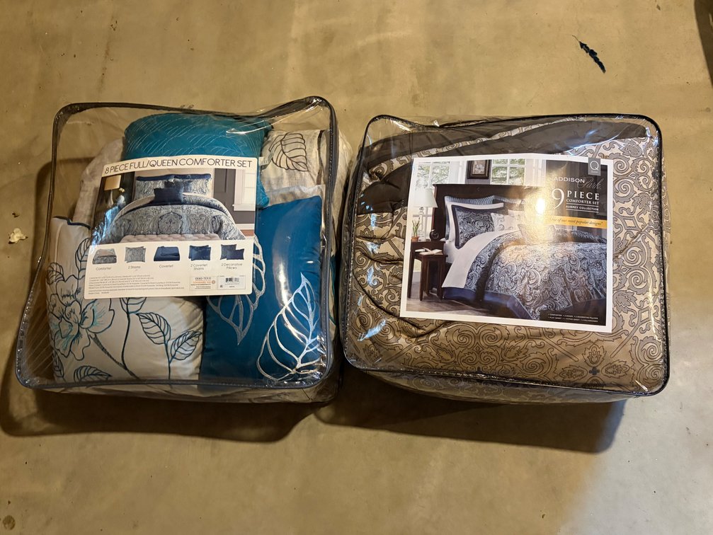 COMFORTER SETS