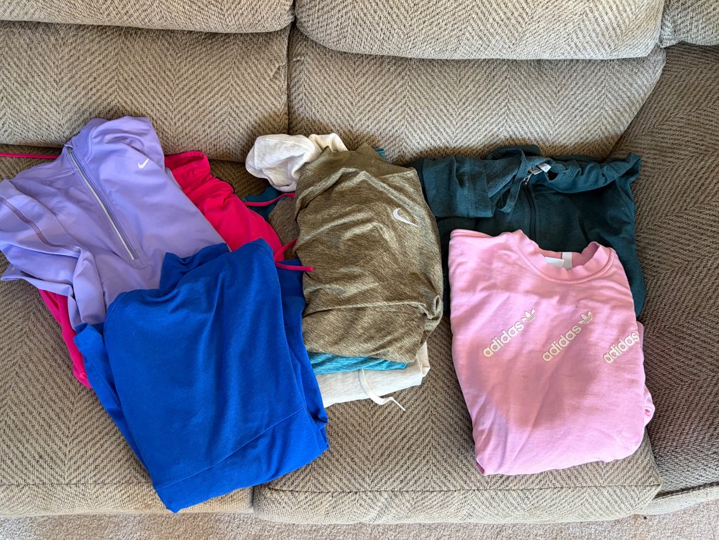 WOMENS LARGE - XL TOP
