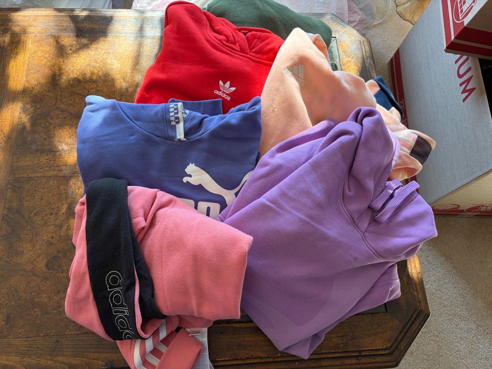 WOMENS NAME BRAND PULL OVERS