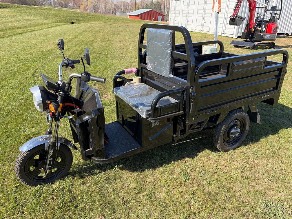 2026 IRET13 ELECTRIC TRICYCLE w/ Dump
