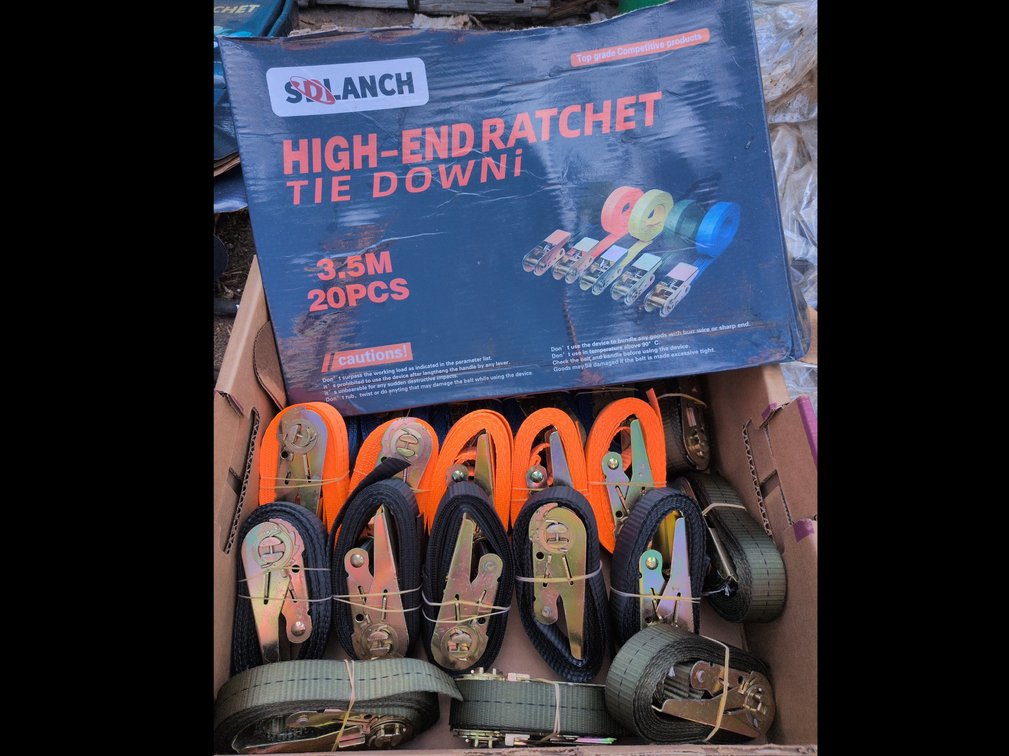 QTY of 20 - New Ratchet Straps SDLBB