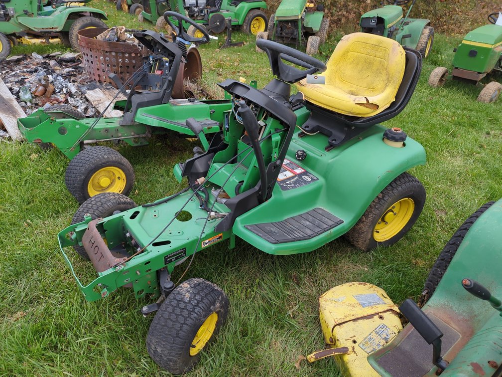 John Deere LX277 AWS