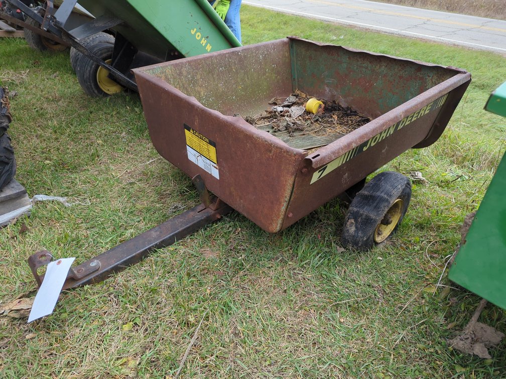 John Deere Model 7 Cart