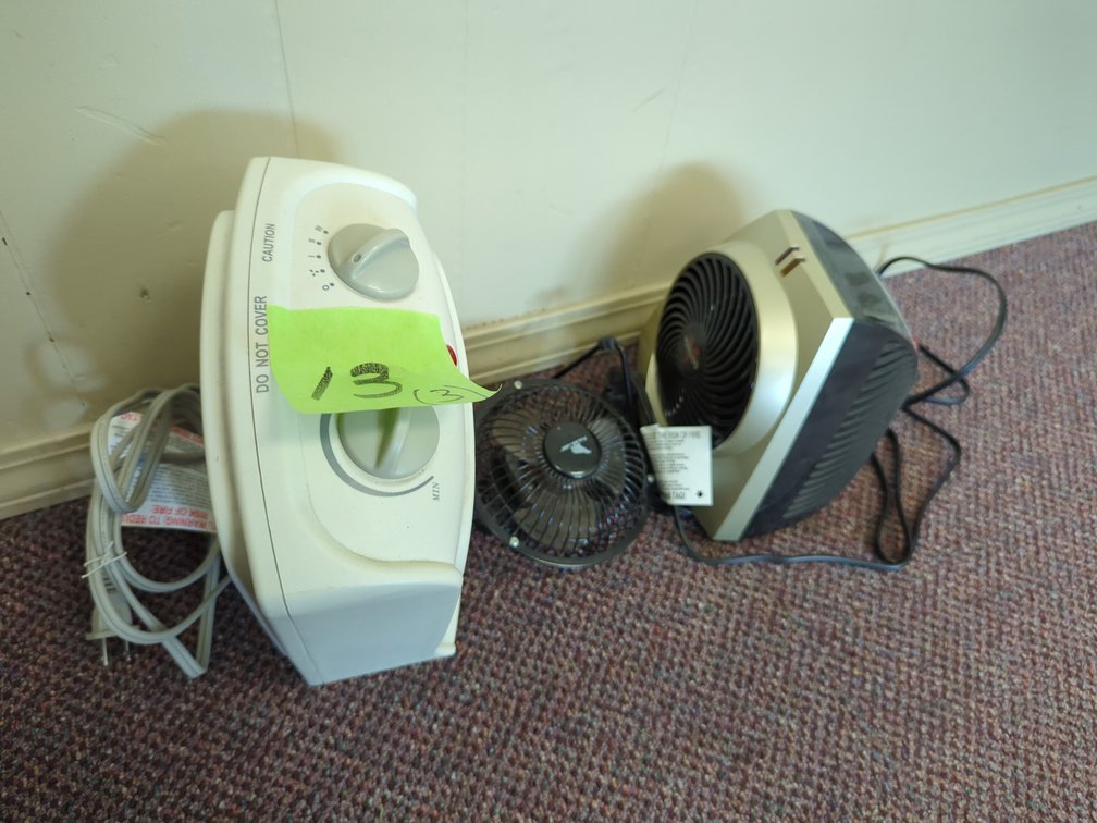 Mini Fans and Heaters (3) 