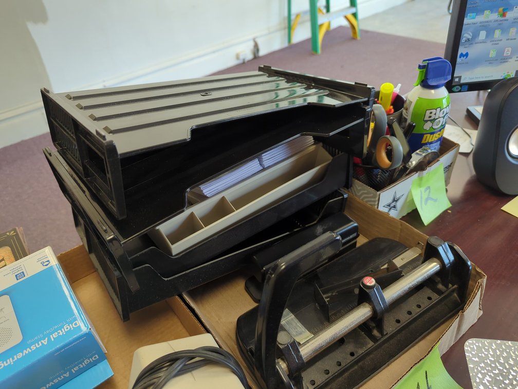 Desk Organizers, 3 Hole Punch, Stapler