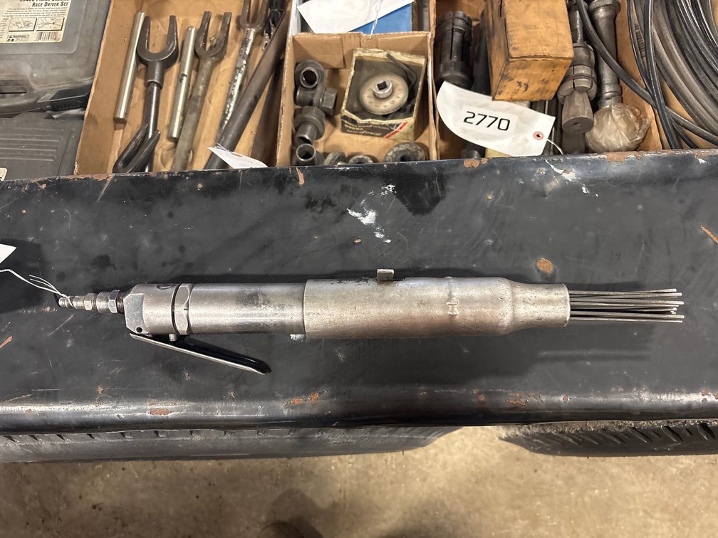 Pneumatic Needle Scaler