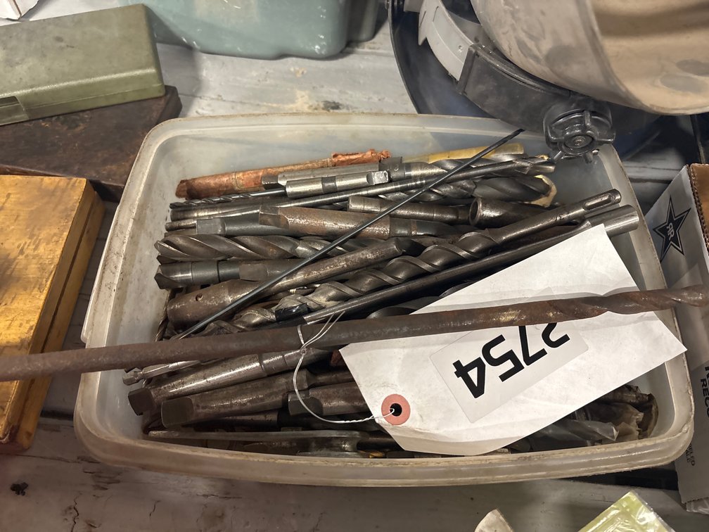 Toe of larger Diameter drill bits