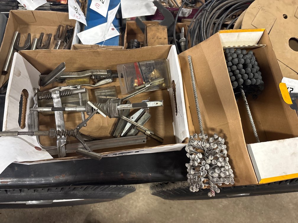 Cylinder Hones, Cross Hole Deburring