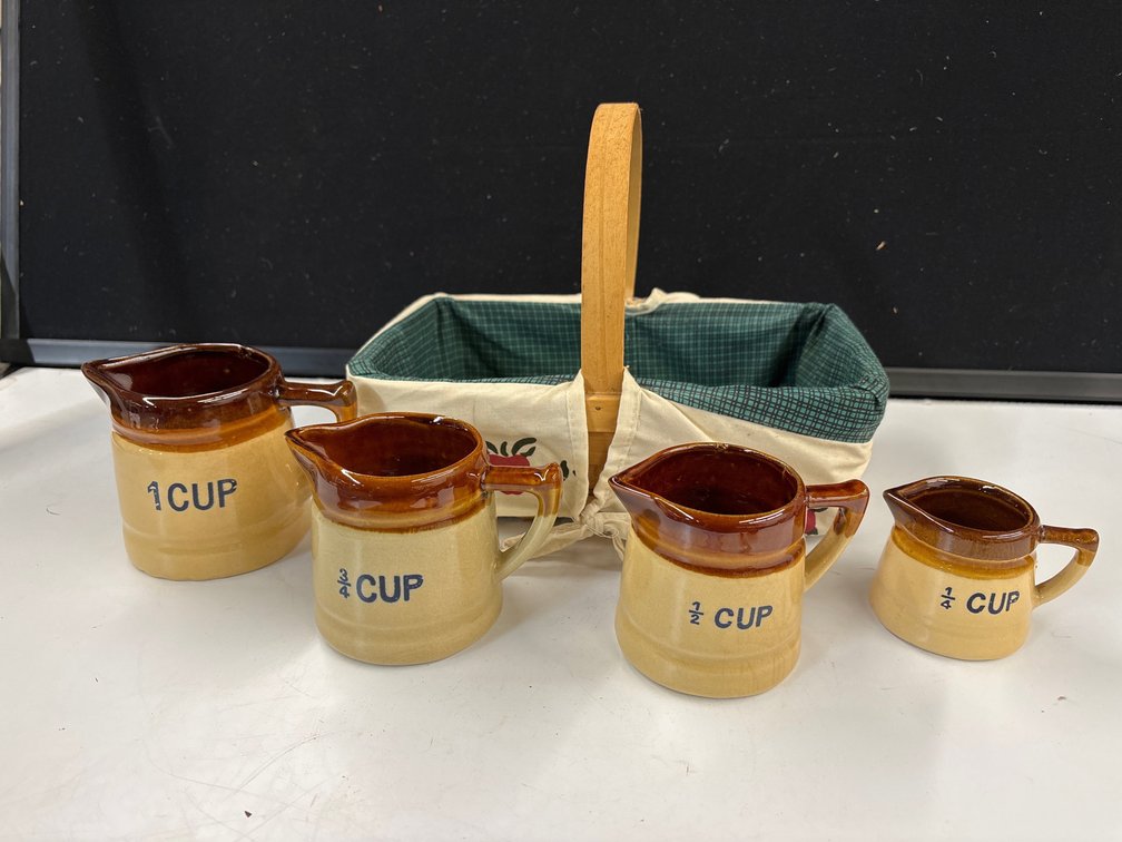 Basket with Stoneware Measuring Cups